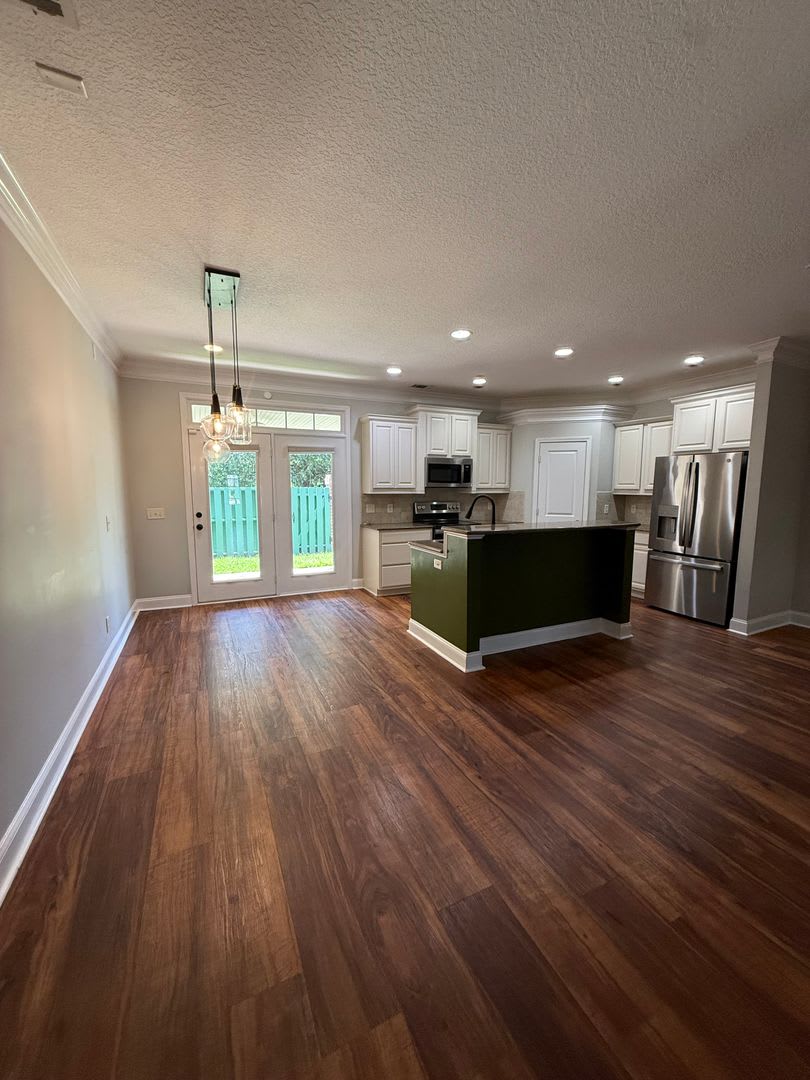 Townhouse – photo 2