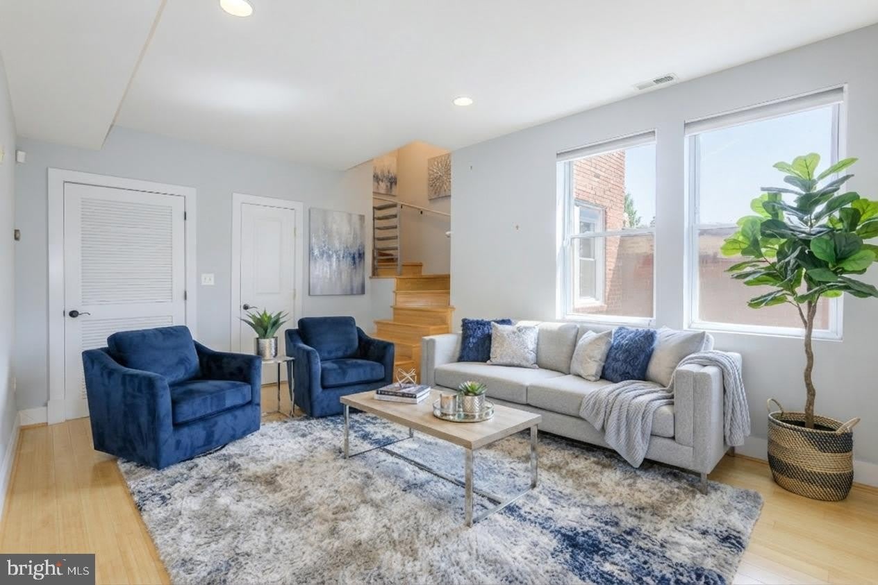 1409 G Street NE – photo 1