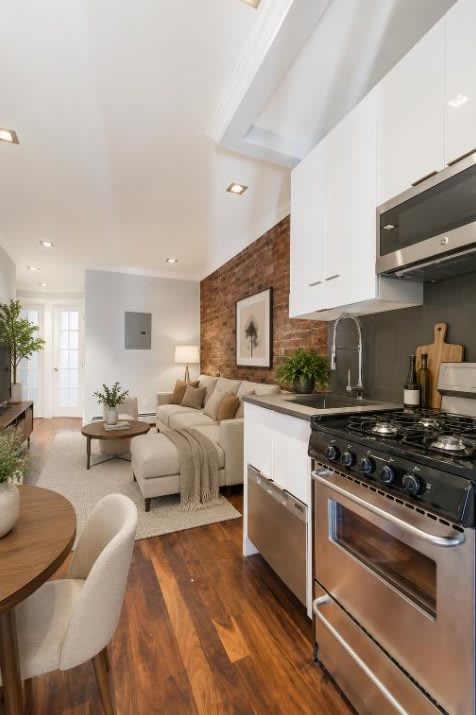 120 Ridge St – photo 2