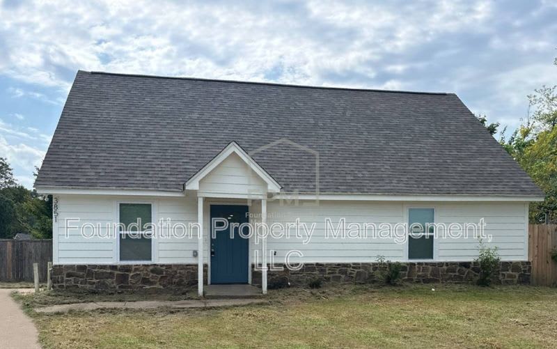 3851 Selden Cove – photo 1