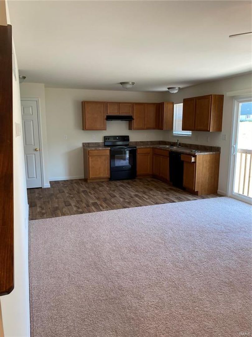 612 SUMMER BREEZE LANE – photo 3