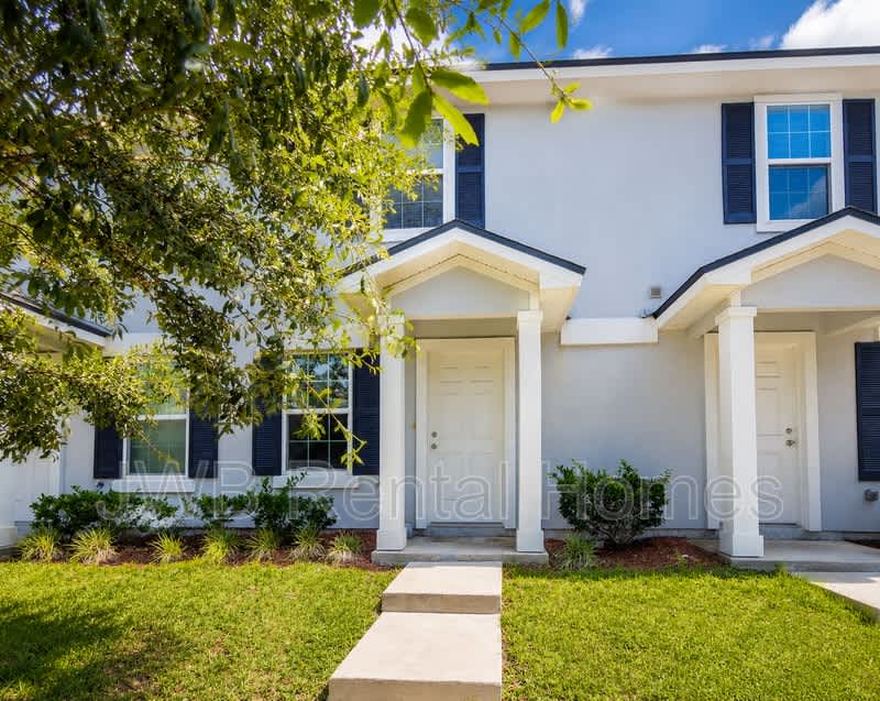 8474 McGirts Village Ln – photo 1