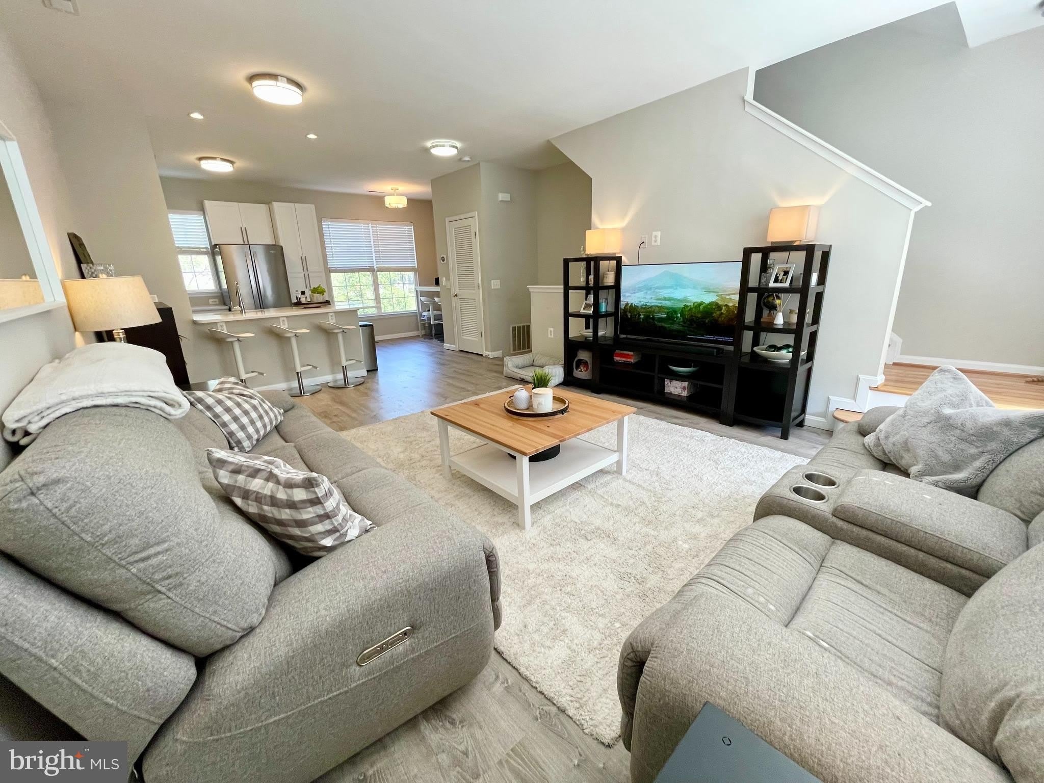 23052 FONTWELL Square – photo 2