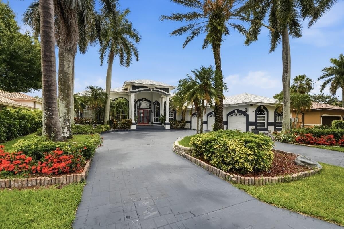 1716 NW 124th Way – photo 5
