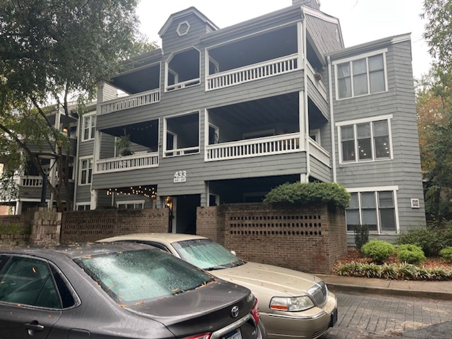 2 bed, 1 bath in Fourth Ward – photo 2