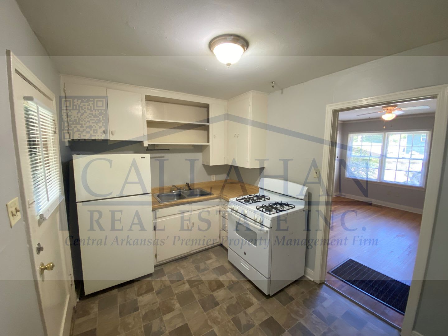 Park Hill 2 Bedroom Duplex – photo 2