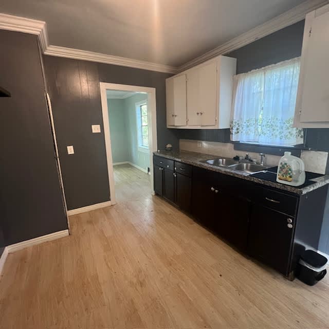 2355 Brownlee Street – photo 4