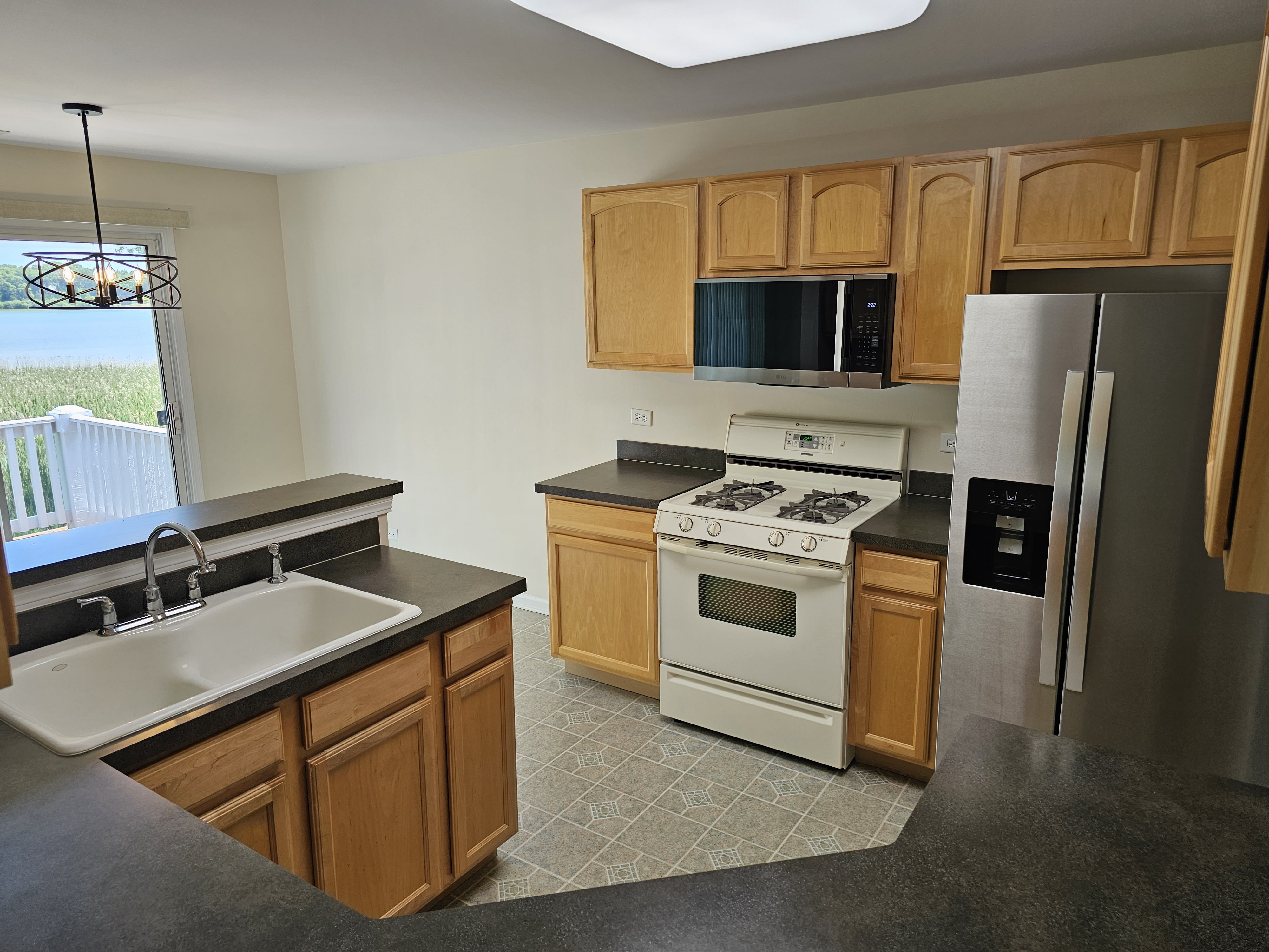 4370 Shooting Star Dr – photo 3