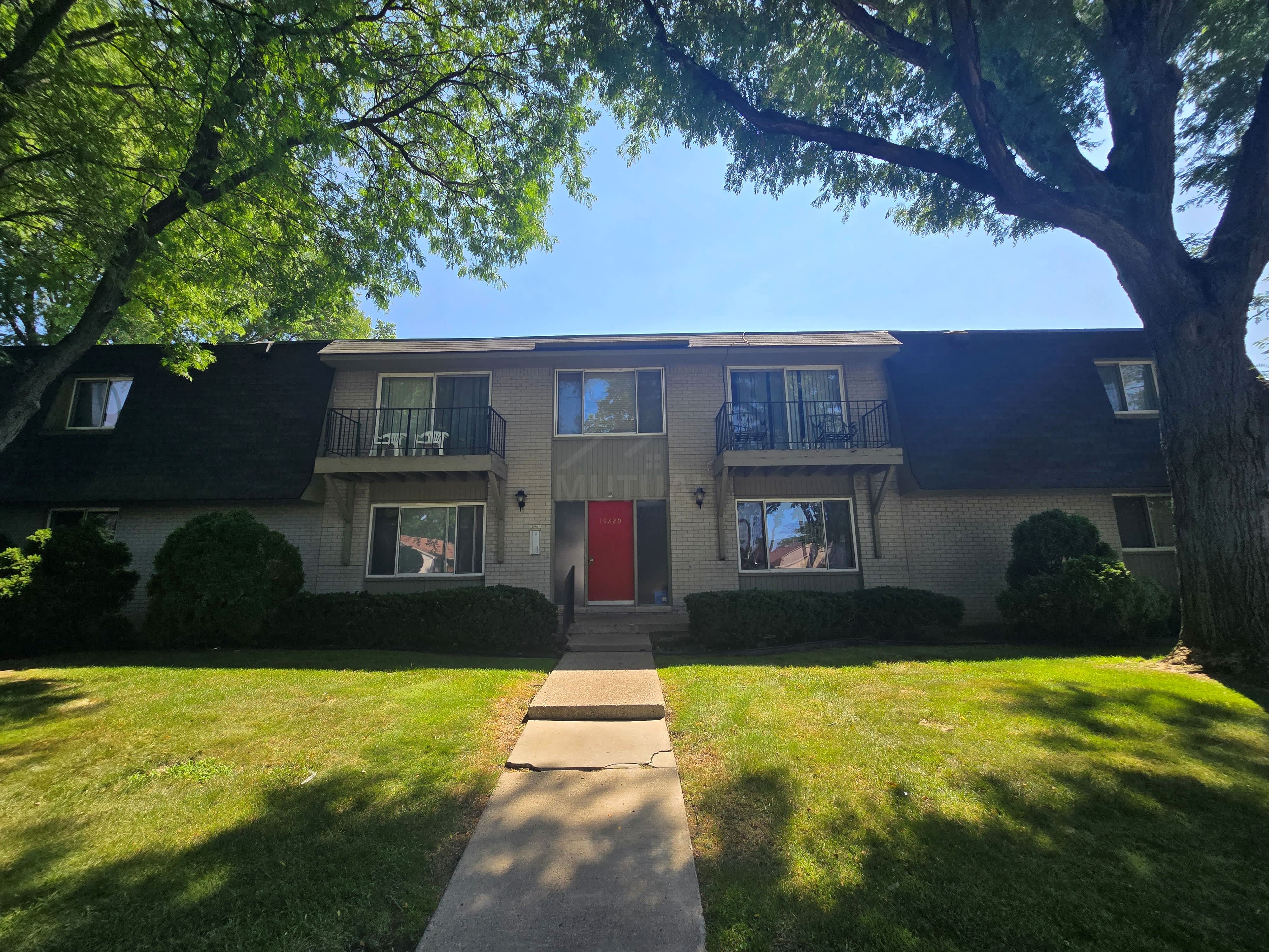 19820 W 12 Mile Rd Apt 24 – photo 1