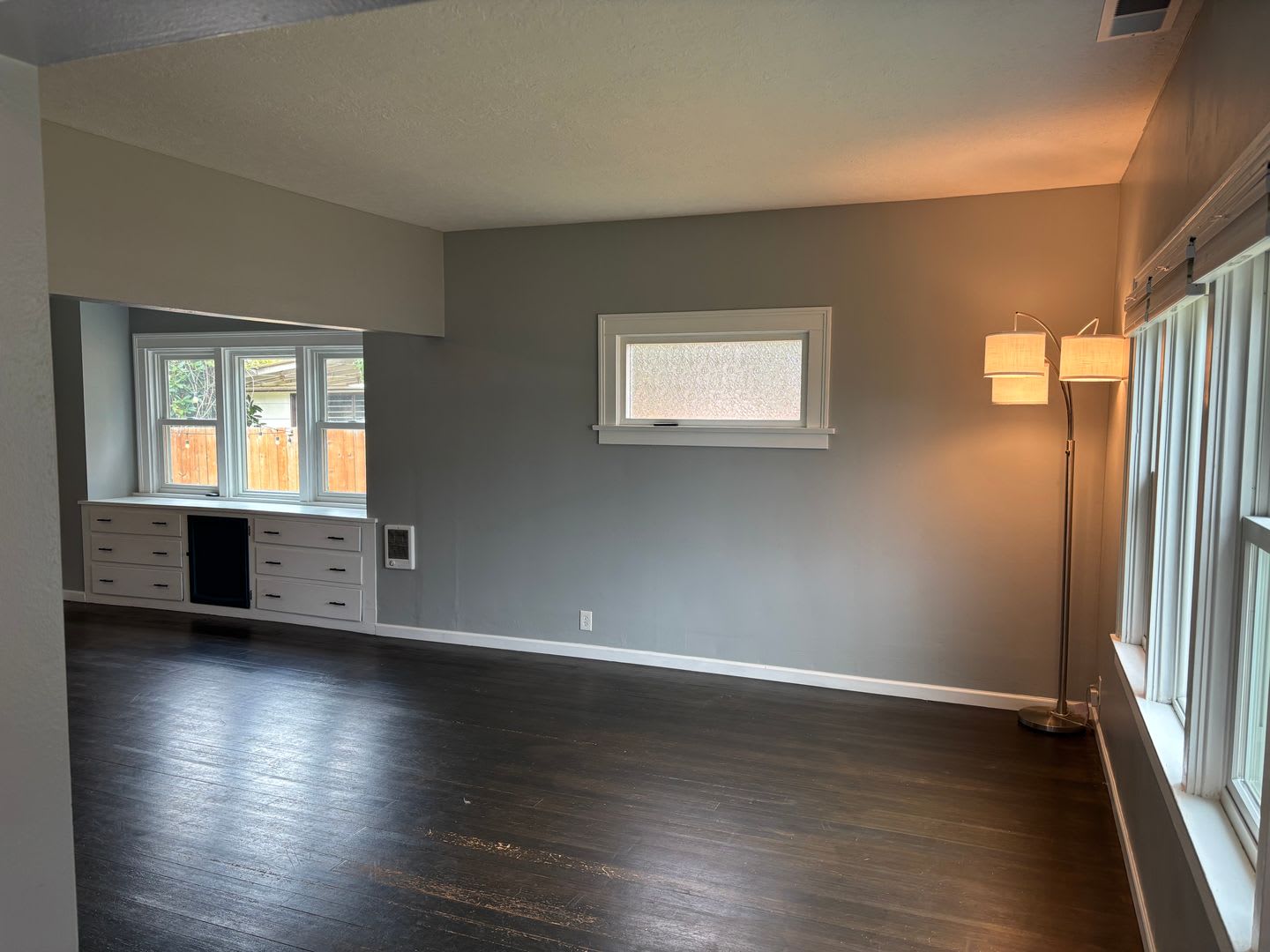 Spacious 3-Bedroom Craftsman Home with Solar Savings and Fully Fenced Yard – photo 5