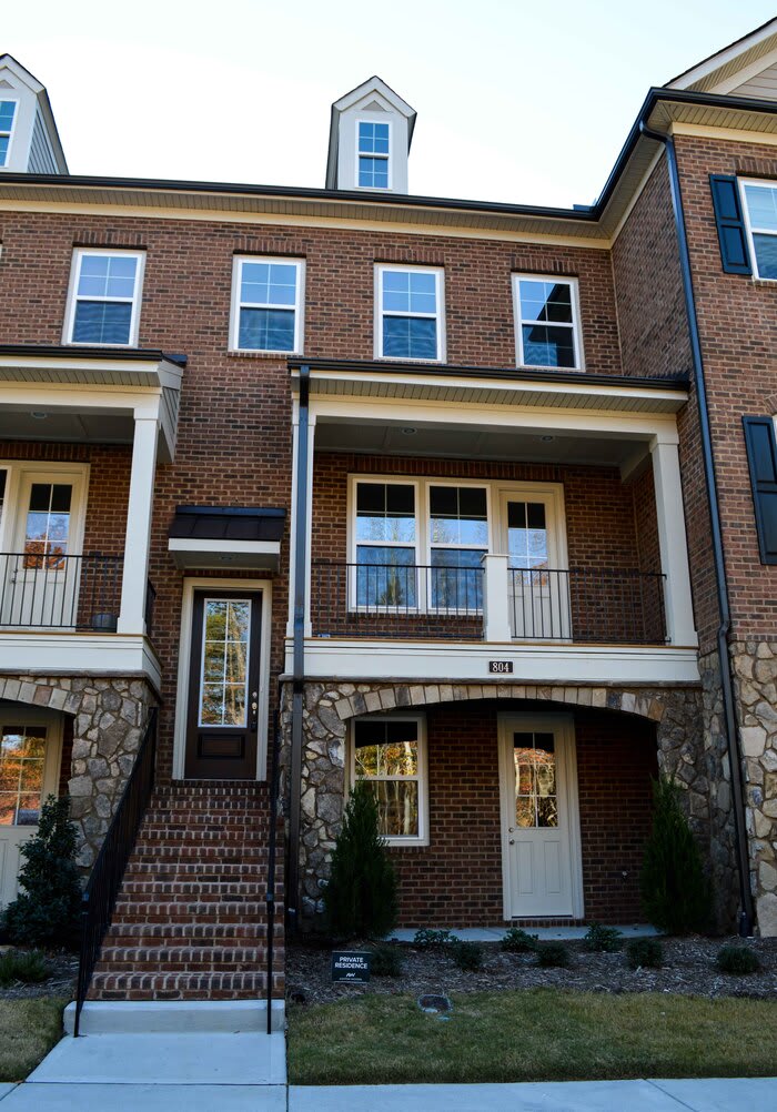 804 Bankston Woods Way – photo 2