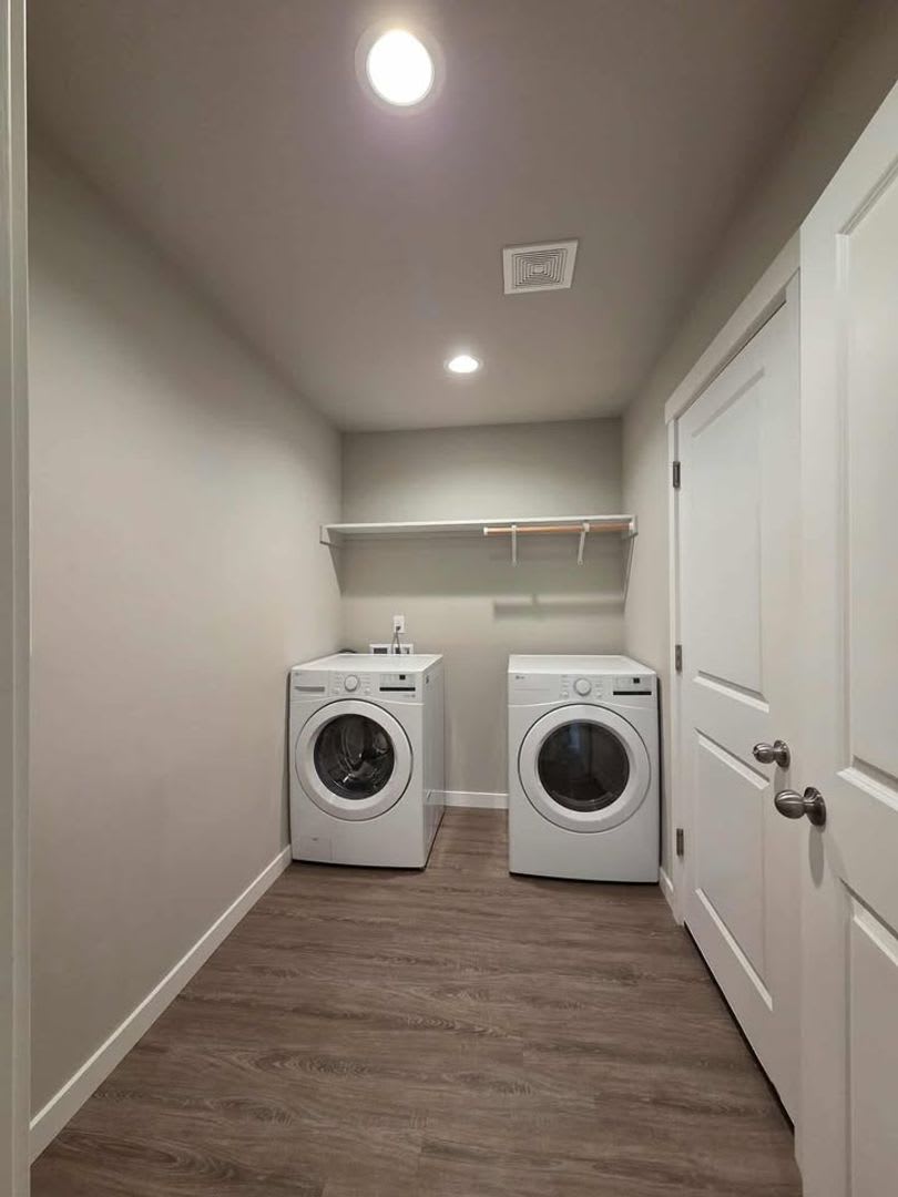 Amazing Brand New Home with 3 Bedrooms & 2 Bathrooms! Sage Brooke Neighborhood! – photo 4