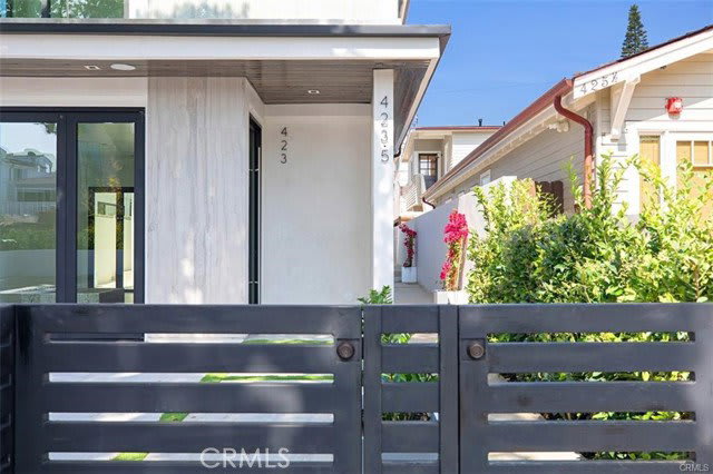423 Orchid Avenue – photo 2