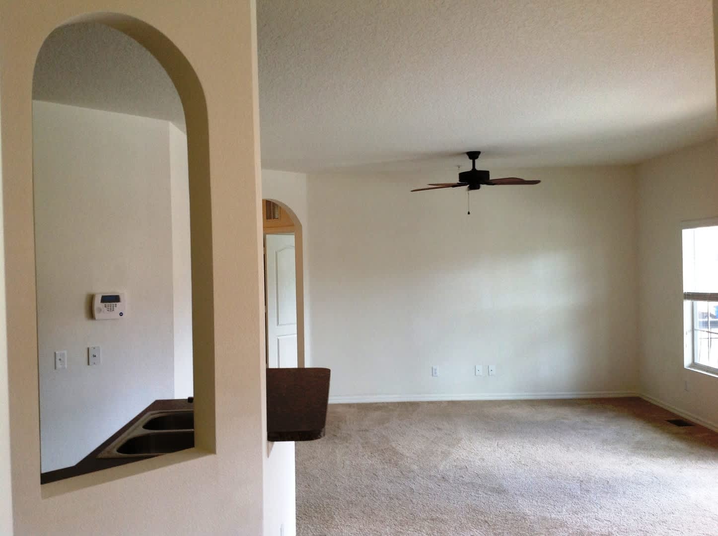 2 Bed /2 bath with Garage – photo 4
