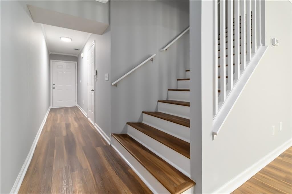 897 Brickleridge Lane SE – photo 2