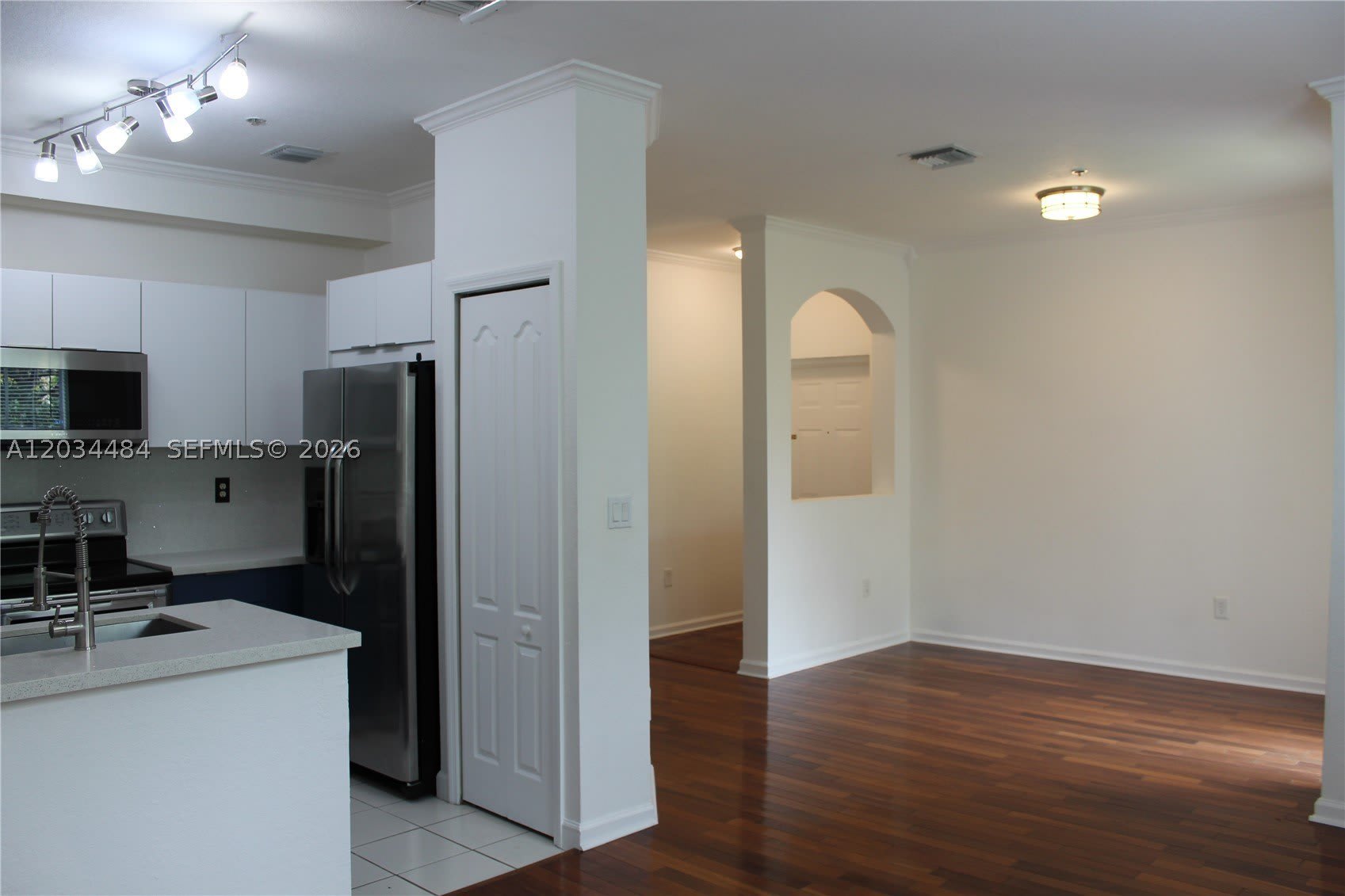 4445 Sw 160Th Ave – photo 2