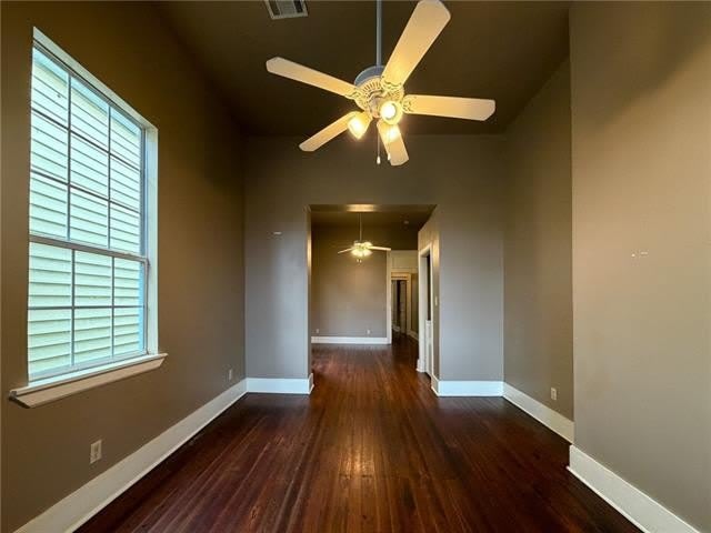 4049 ULLOA Street – photo 3