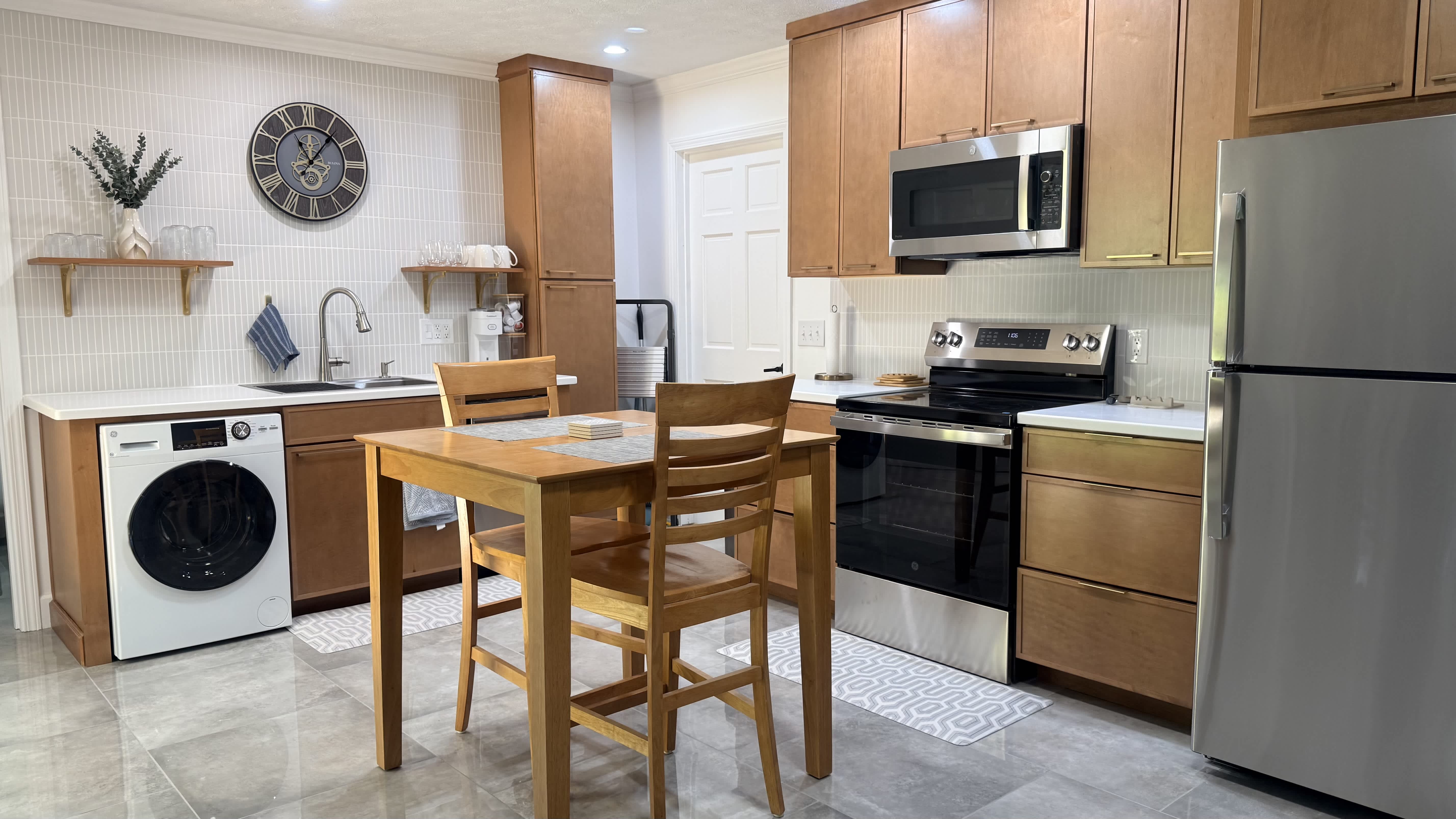 607 North Almond Drive – photo 4