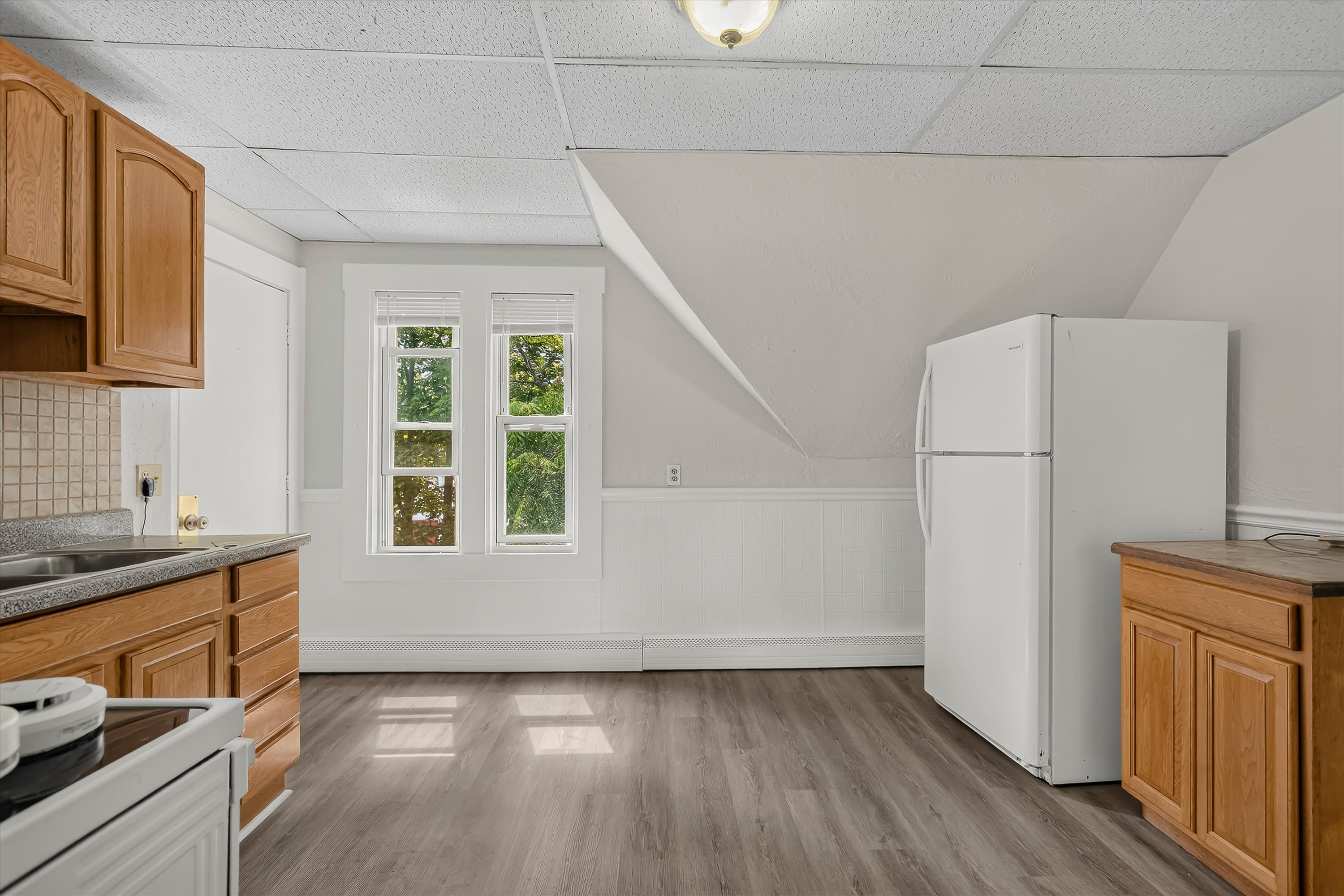 139 Greenwood Street – photo 2