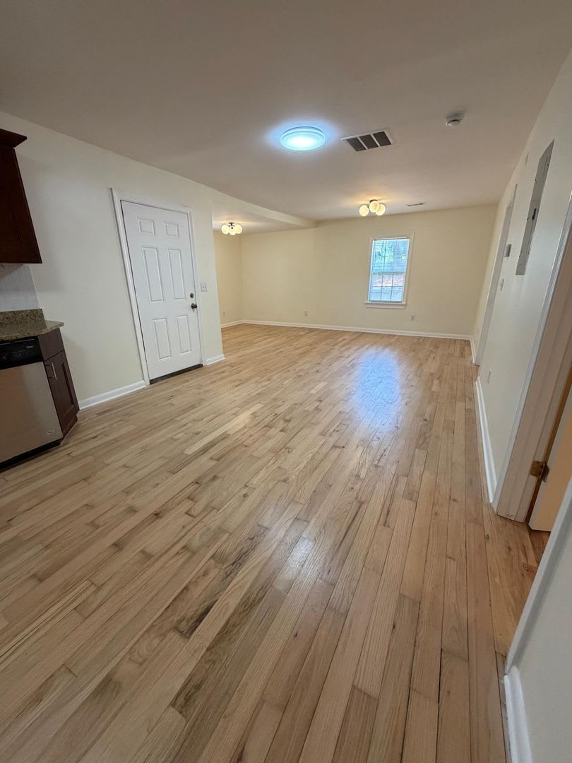 637 Parkdale – photo 5