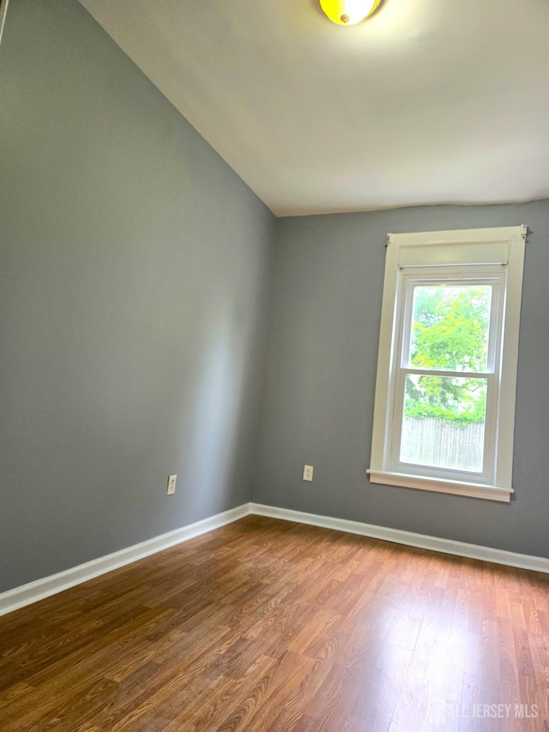 314 Seaman Street – photo 5