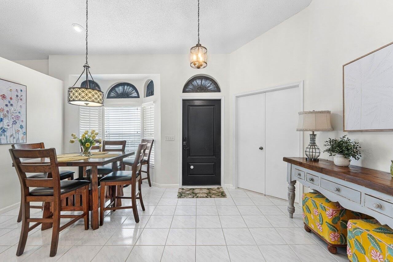 12842 Meadowbend Drive – photo 3