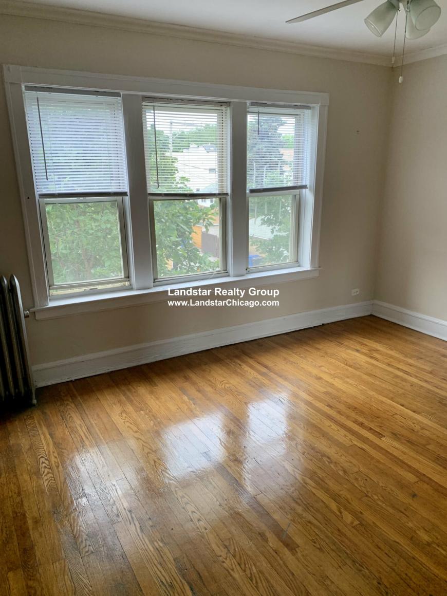 2853 West Berteau – photo 5