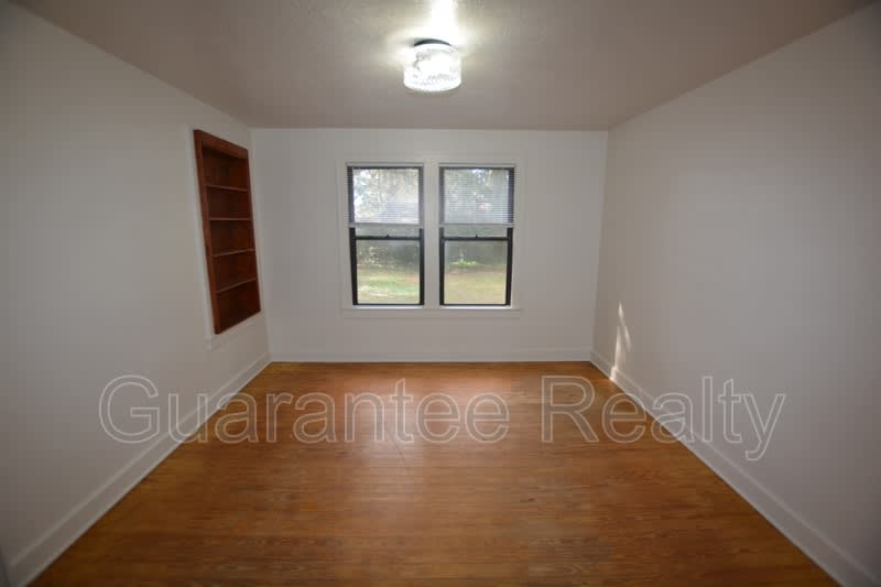 2246 Southeast 3rd Avenue – photo 5
