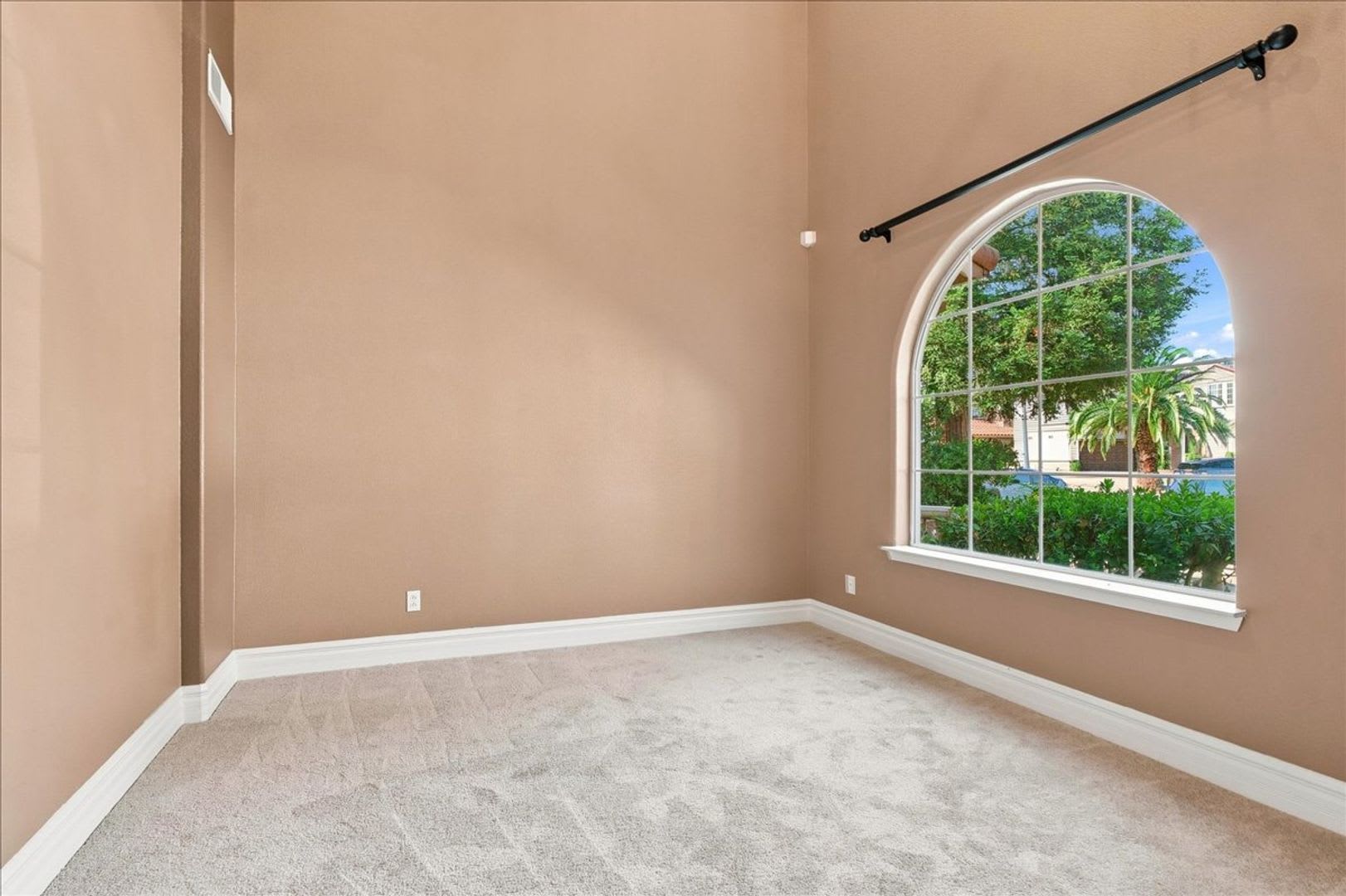 9351 Palmerson Dr – photo 4