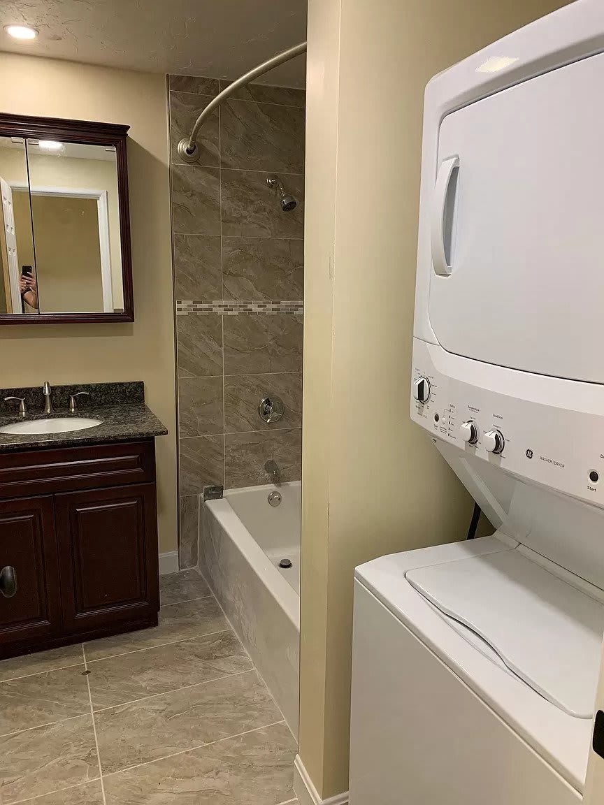 Essex Apartments – photo 5