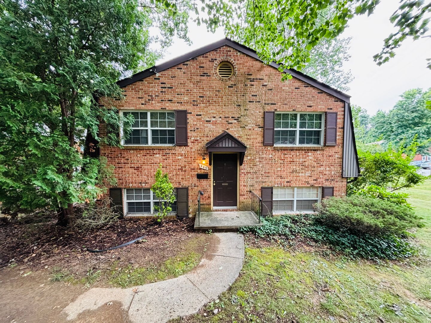 2 Bedroom 1 Bath Townhouse – photo 1