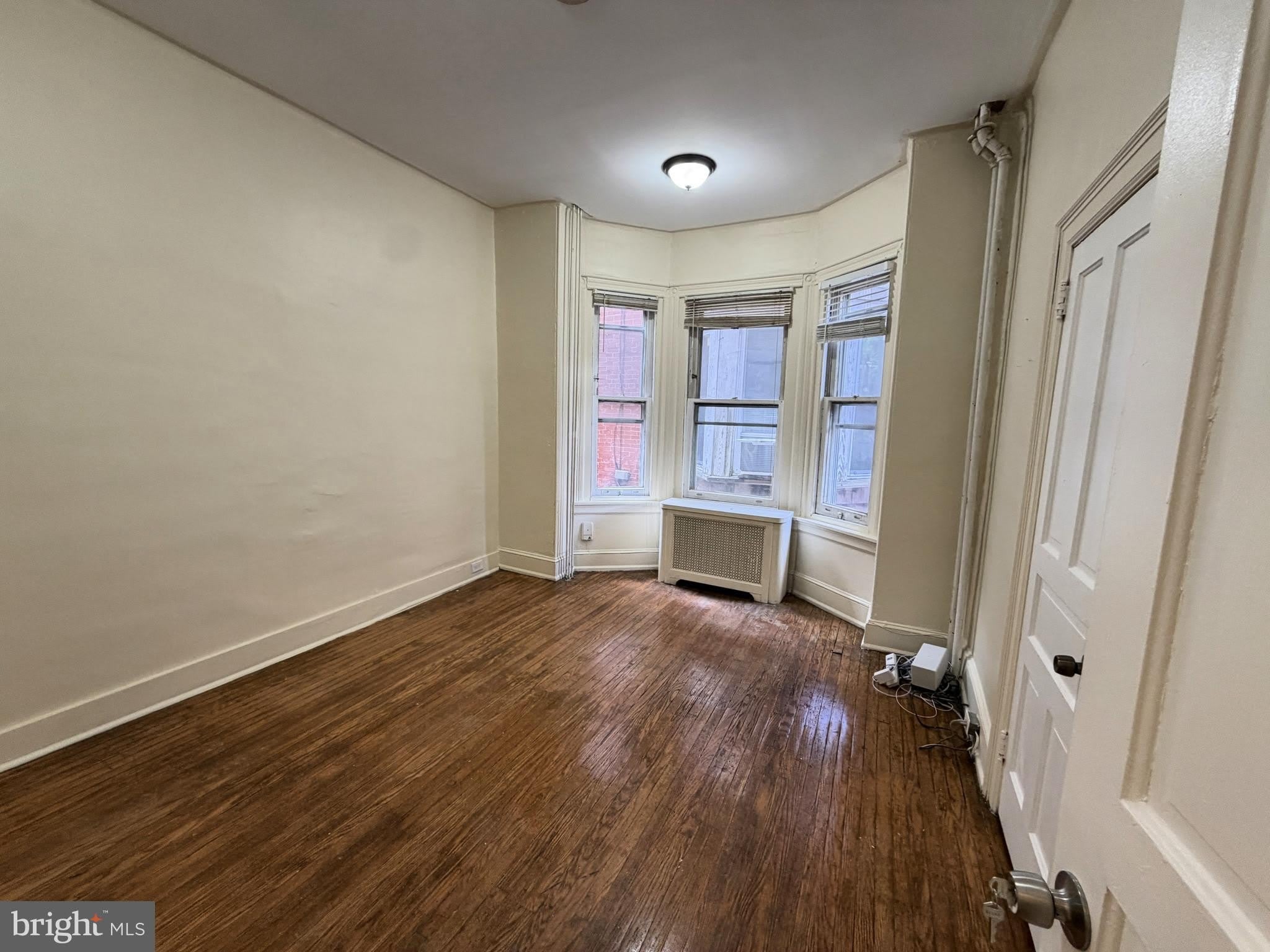 4718-00 HAZEL Avenue – photo 4