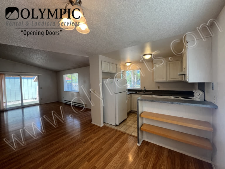 4940 Cottage Ln SE – photo 4