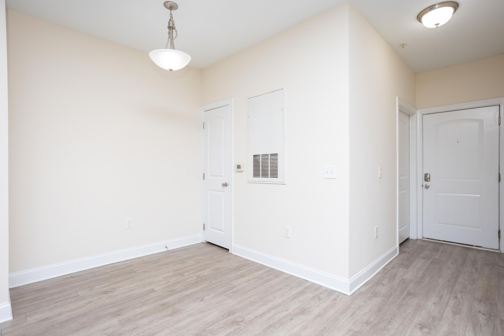 2 Bedroom 2 Bath Apartment For Rent – photo 4