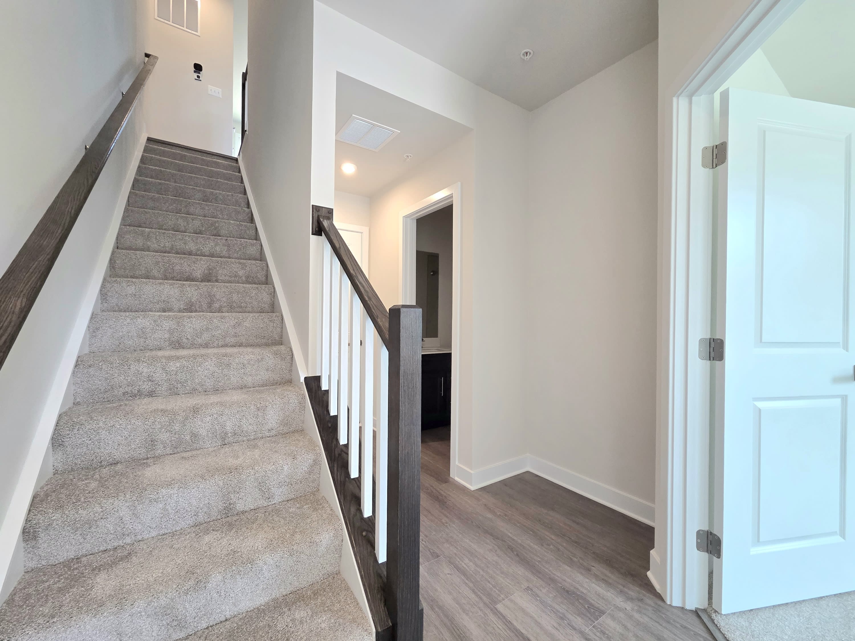 2644 Naylor Rd SE – photo 5