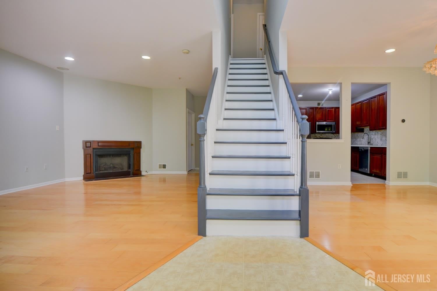 34 Forest Drive – photo 2