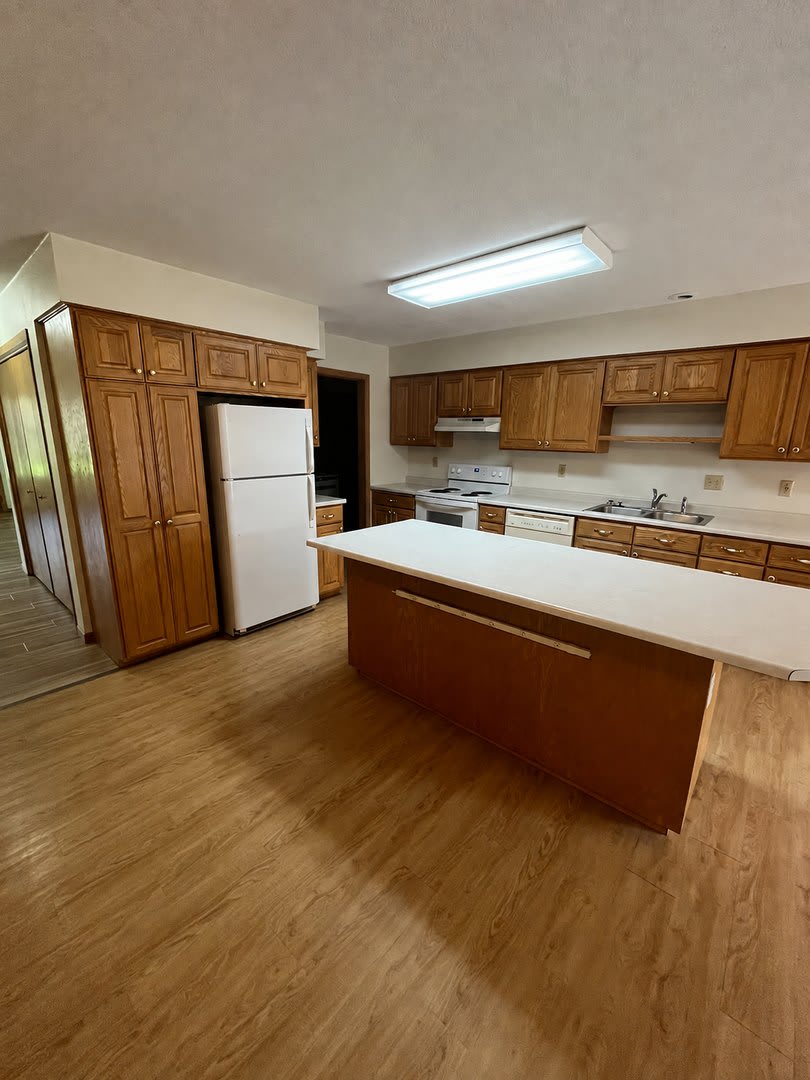 2 Bedroom 1.5 Bath Condo – photo 4