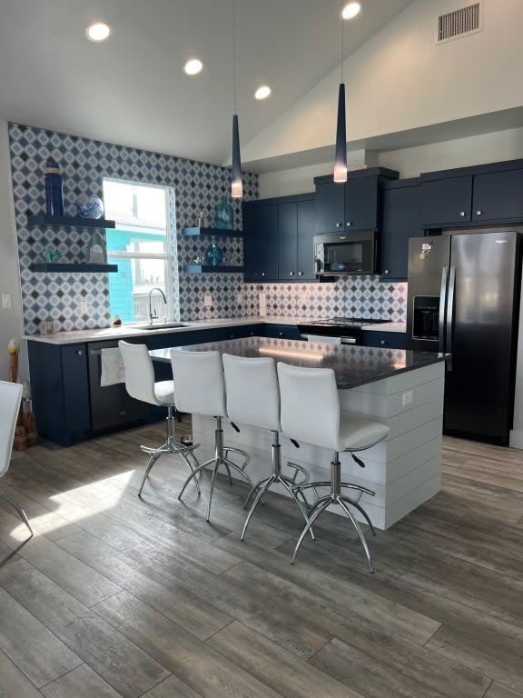 104 Port Isabel Street – photo 3