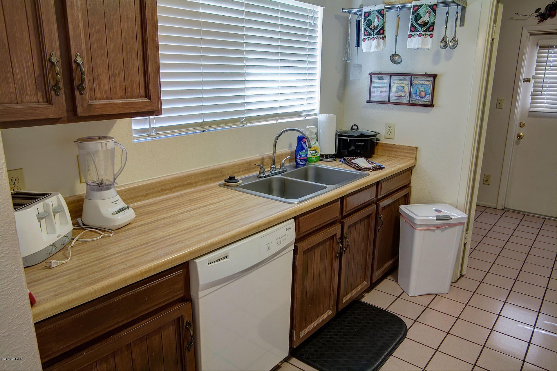 13803 N 30TH Drive – photo 5