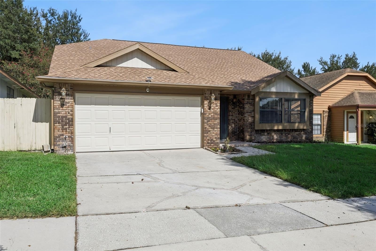 7301 SPRING VILLAS Circle – photo 2