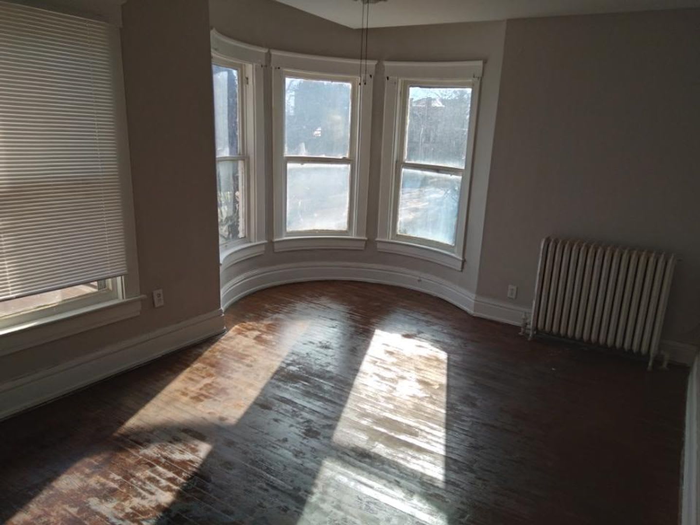 414 E East St – photo 4
