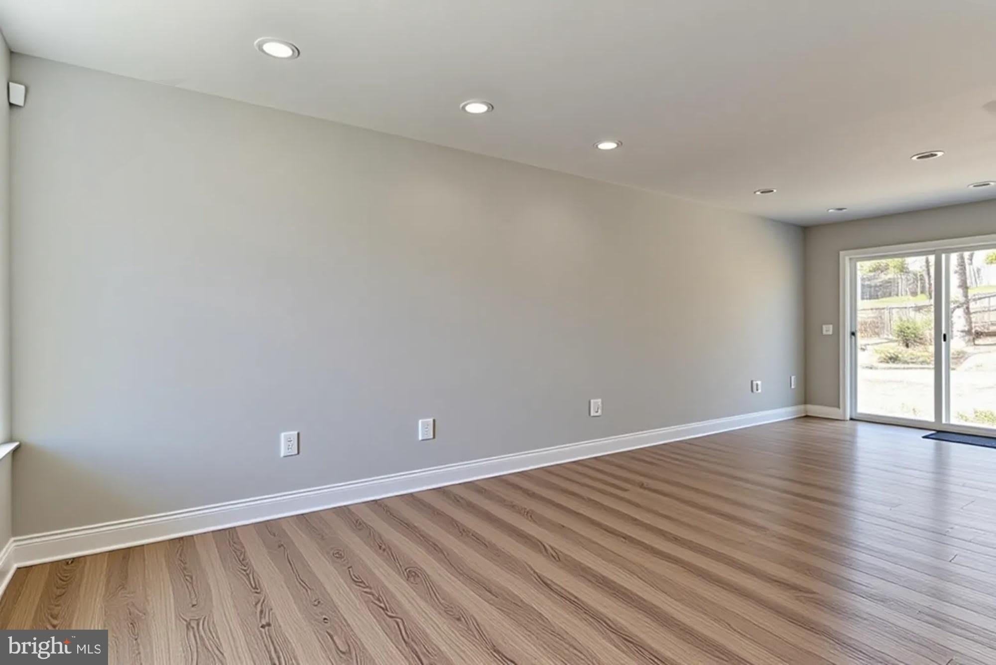 415 RITCHIE Parkway – photo 5