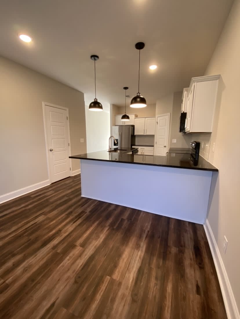 1035 Glenkirk Drive – photo 5