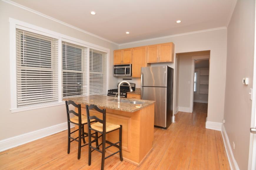 2528 W Charleston – photo 3