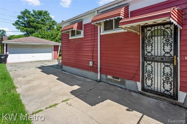 1686 S Bassett Street – photo 4