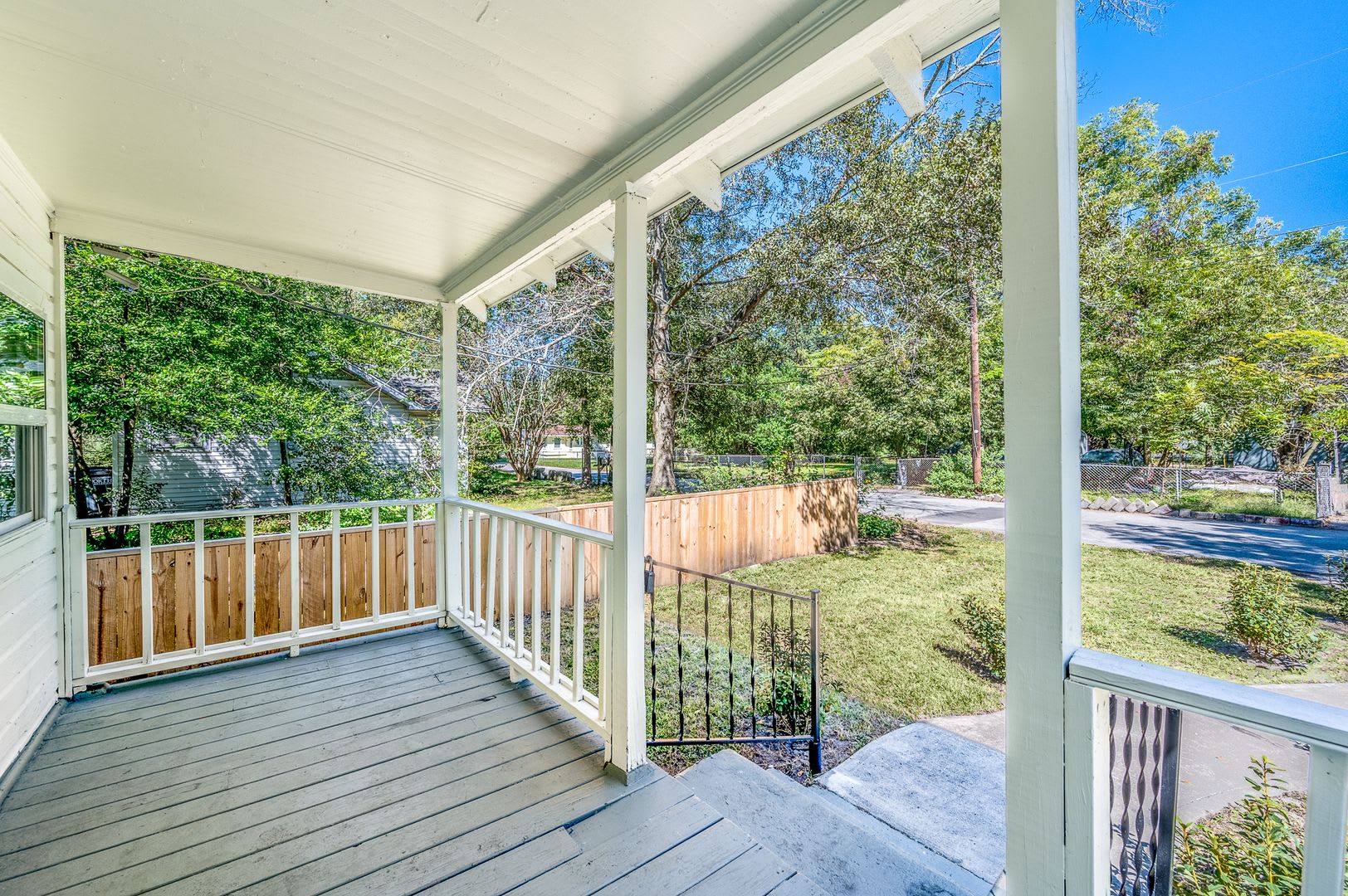 4673 Hassell Ave – photo 3
