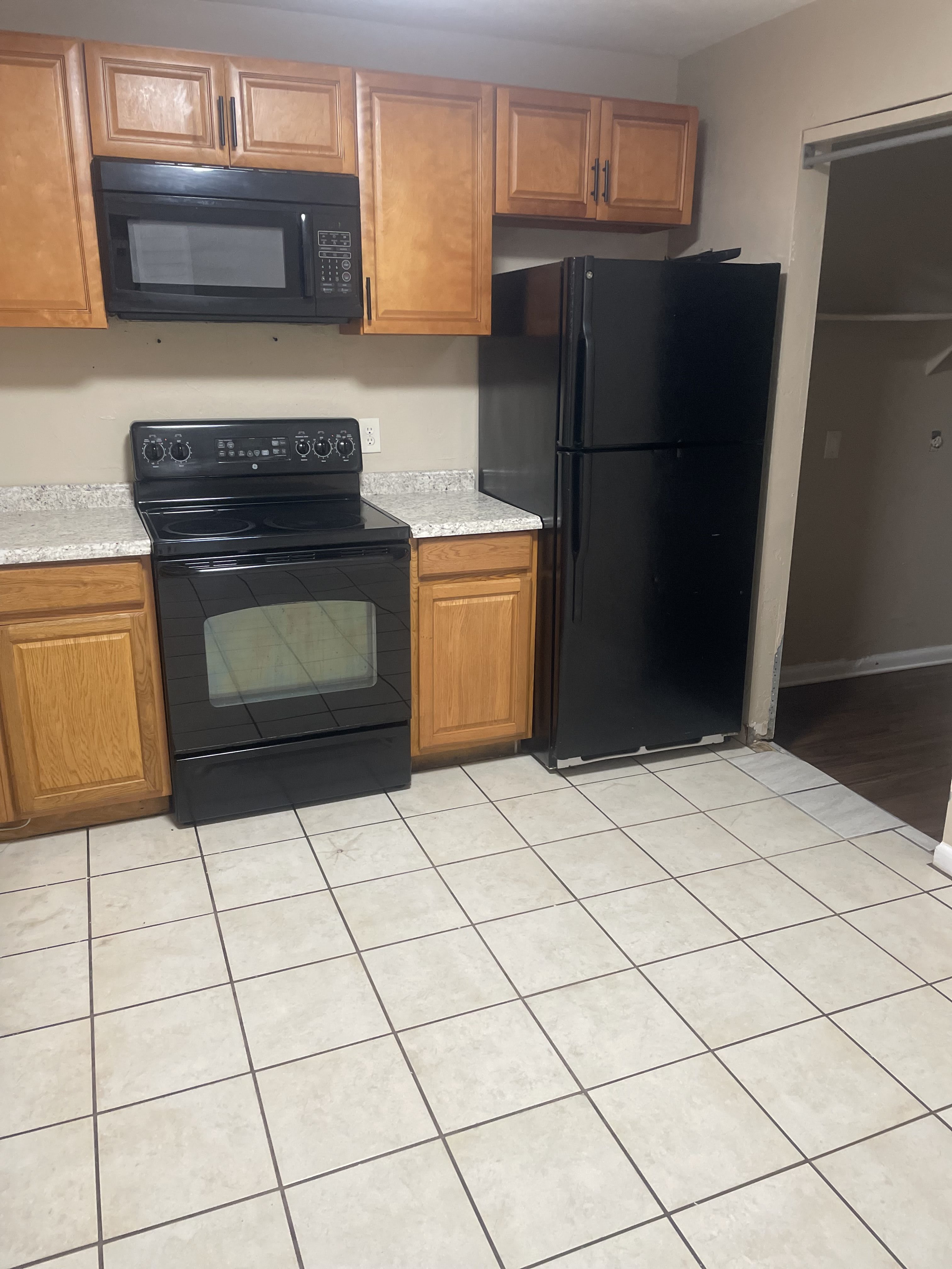 6327 Sw 9th Ave – photo 3