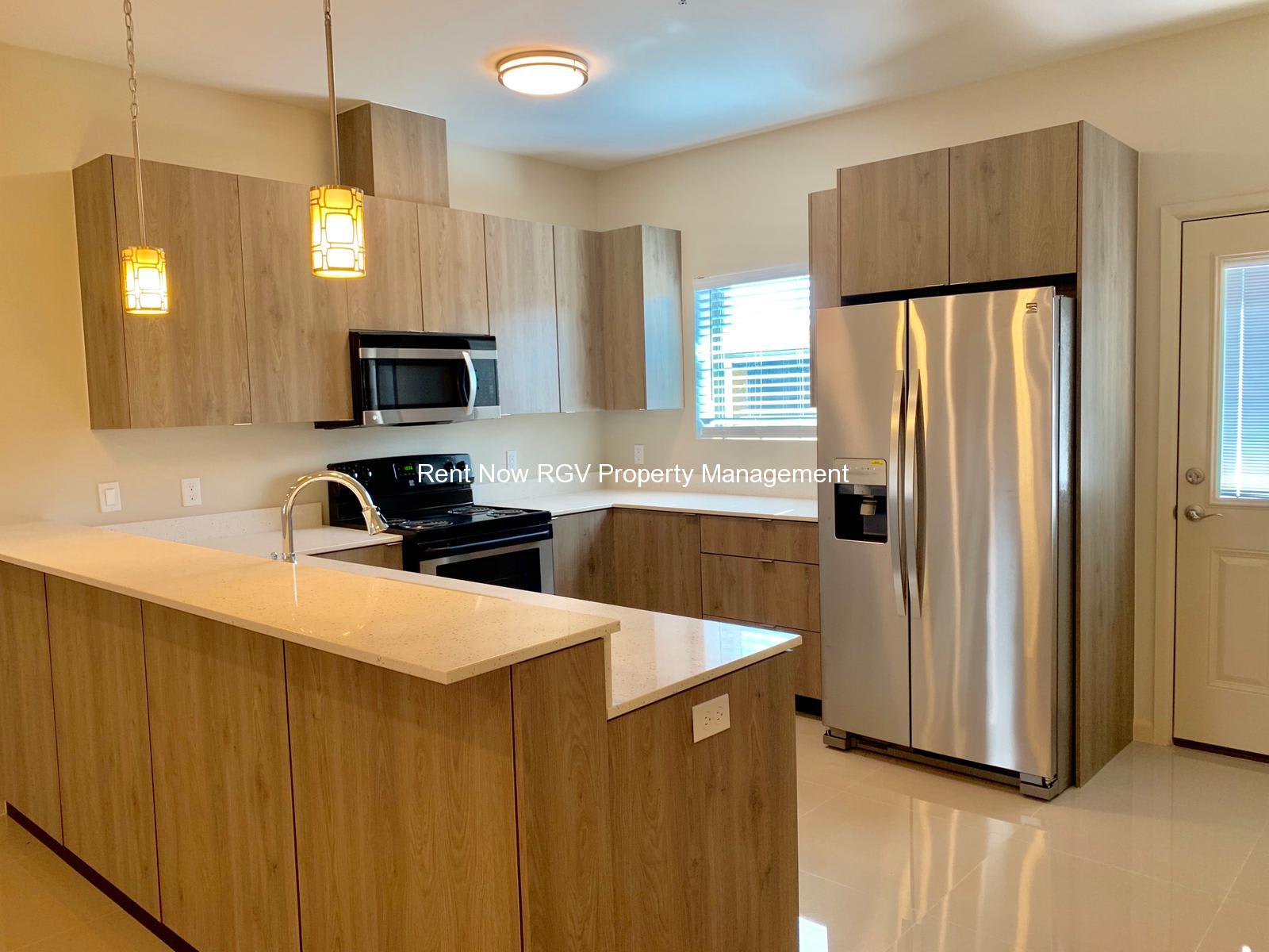 414 Newport Ave – photo 1