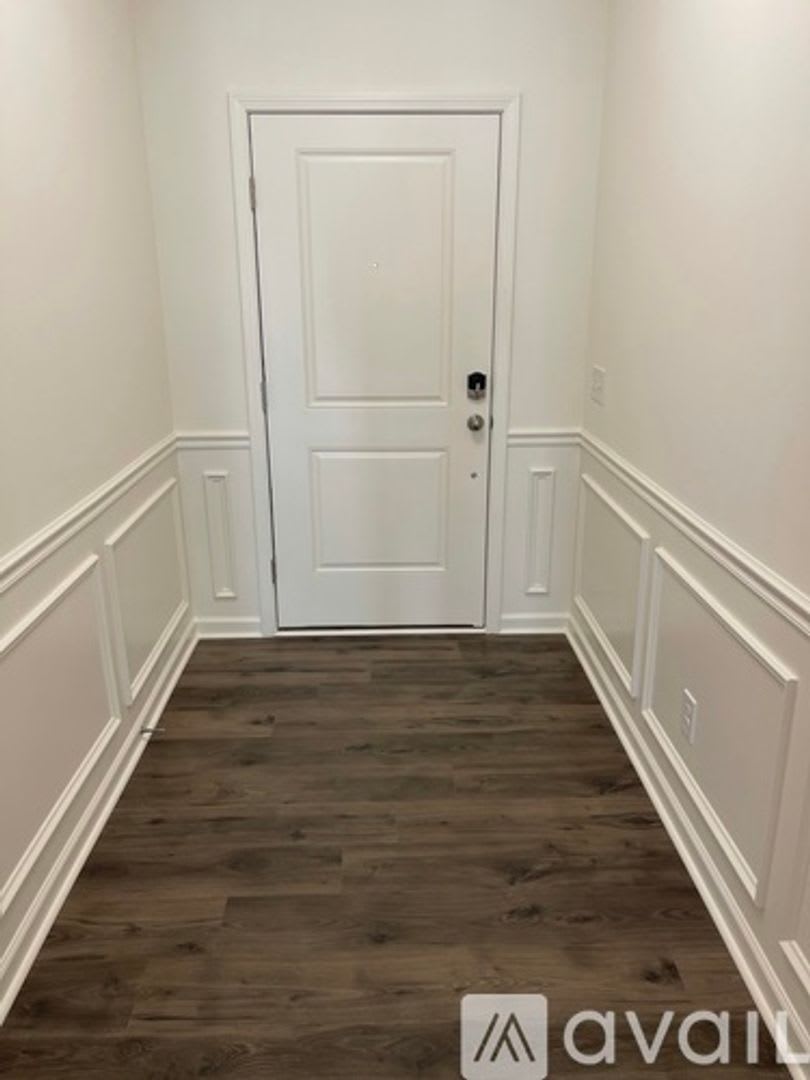 Large Townhome built 2021 – photo 2