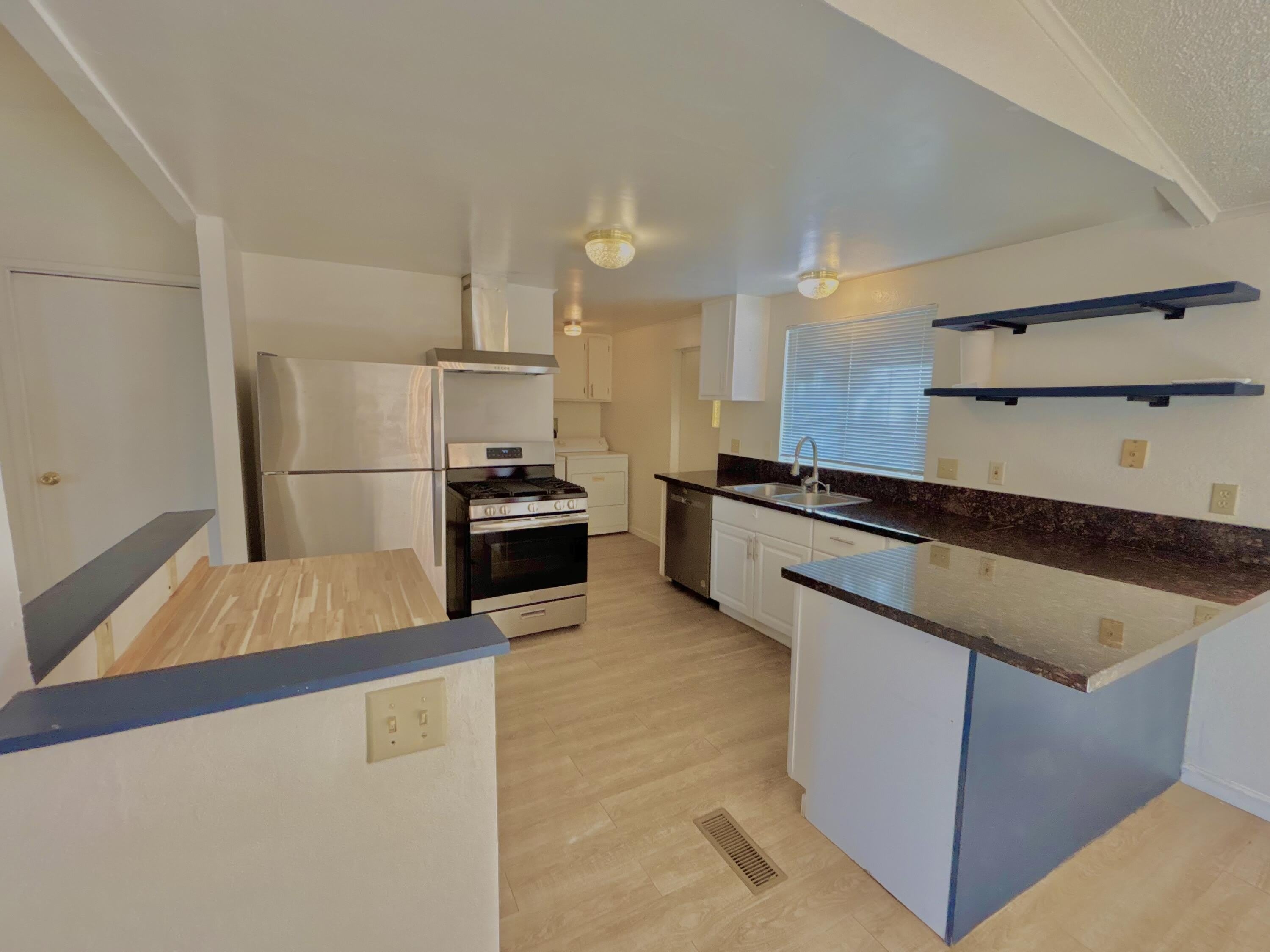 2055 Marni Court – photo 5